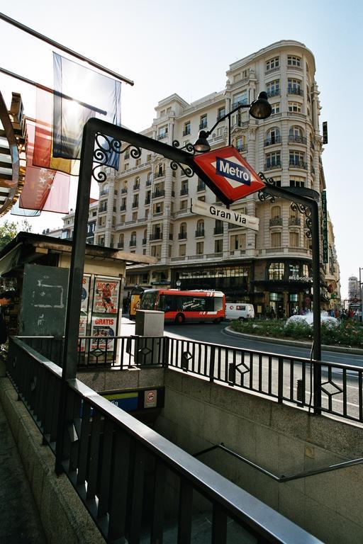Hostal Luis XV Madrid Ngoại thất bức ảnh