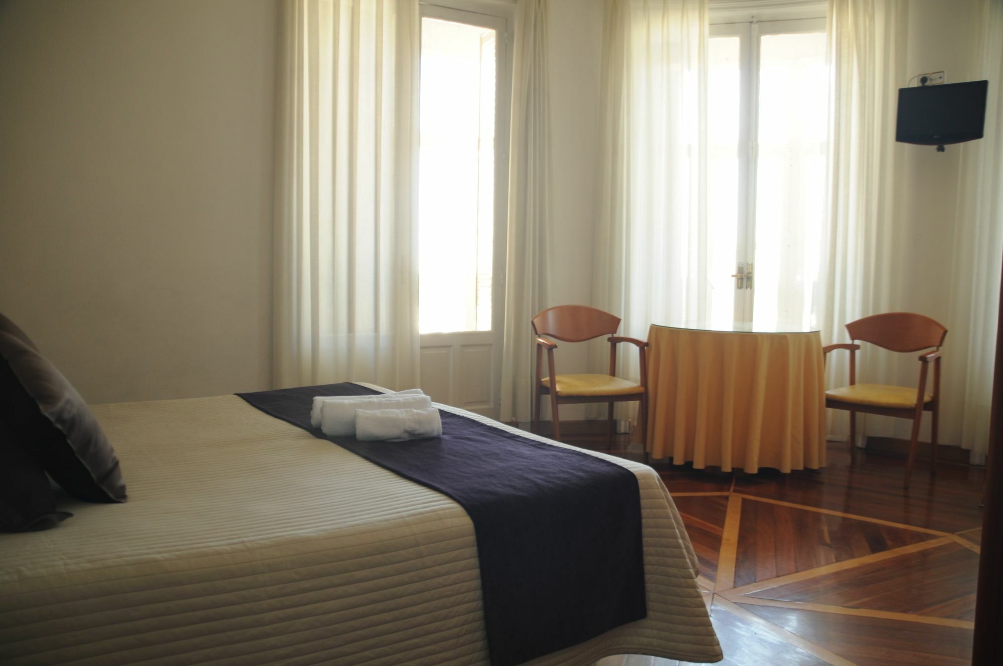 Hostal Luis XV Madrid Ngoại thất bức ảnh