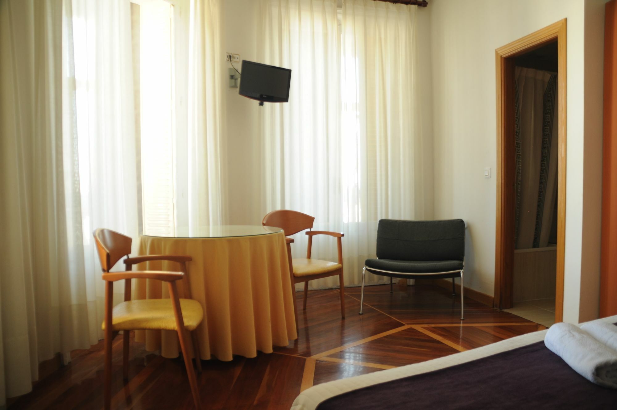 Hostal Luis XV Madrid Ngoại thất bức ảnh